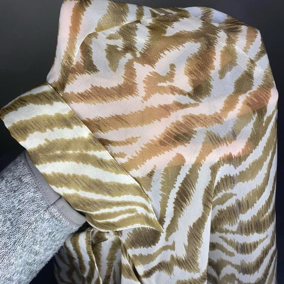 Jordan Beige and White Zebra Print Shirt - Picture 8 of 8